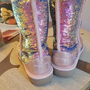 Limited edition cosmo sequin short ugg boots
